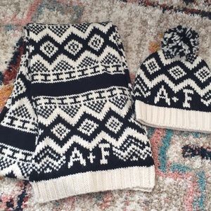 Scarf & hat